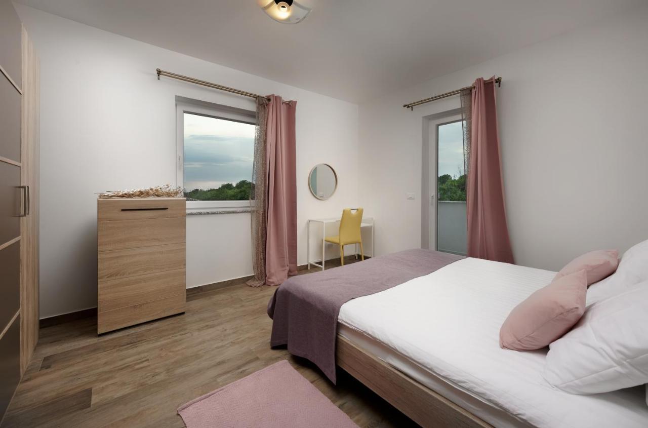 Aurora Appartement Ližnjan Buitenkant foto