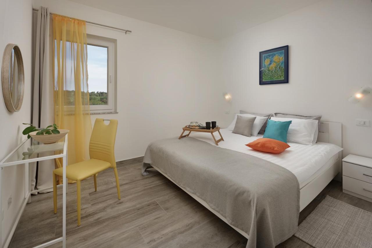 Aurora Appartement Ližnjan Buitenkant foto