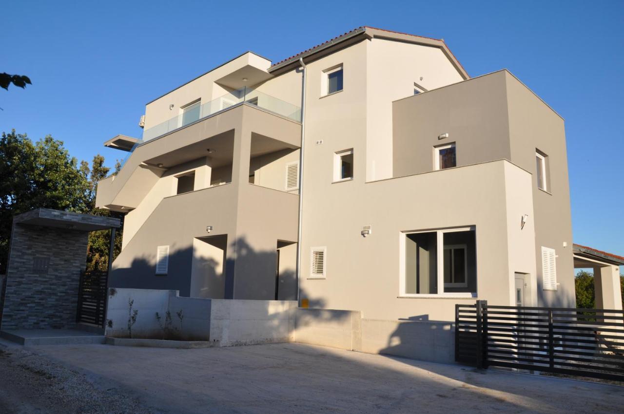 Aurora Appartement Ližnjan Buitenkant foto